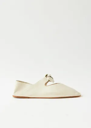 Llasada Flats